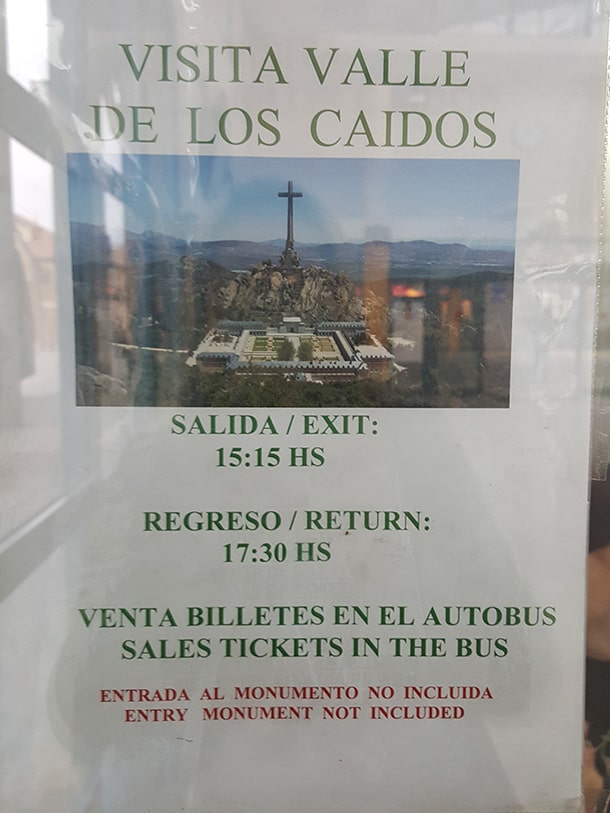 Ônibus Valle de Los Caídos (Madrid, Espanha) Ônibus Valle de Los Caídos (Madrid, Espanha)