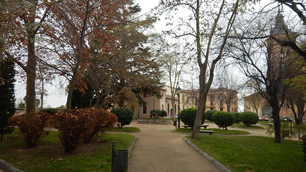 Plaza de la Merced - Segóvia - Espanha Plaza de la Merced - Segóvia - Espanha