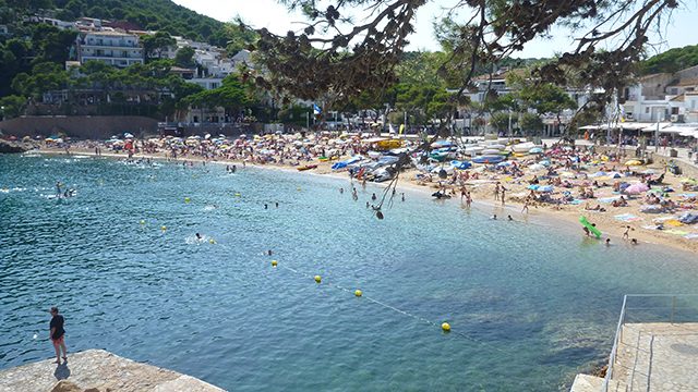 Praia de Tamariu - Costa Brava - Espanha Praia de Tamariu - Costa Brava - Espanha