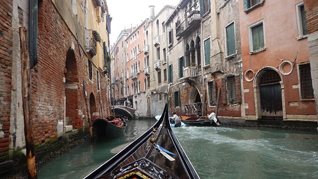 Passeio de Gôndola - Veneza - Itália Passeio de Gôndola - Veneza - Itália