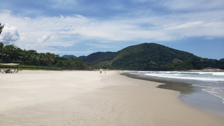 Praia de Camburi - São Sebastião - SP