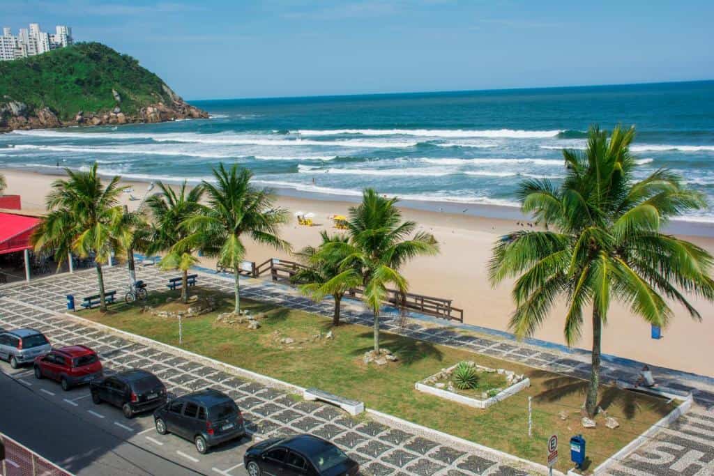 Strand Hotel Guarujá - Praia do Tombo - Guarujá