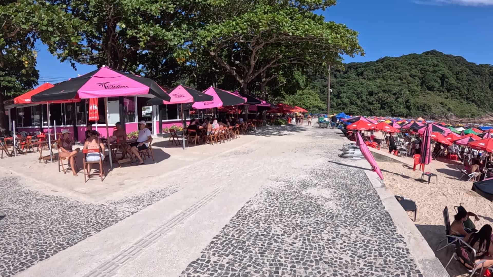 Praia do Guaiúba - Guarujá - SP - Brasil