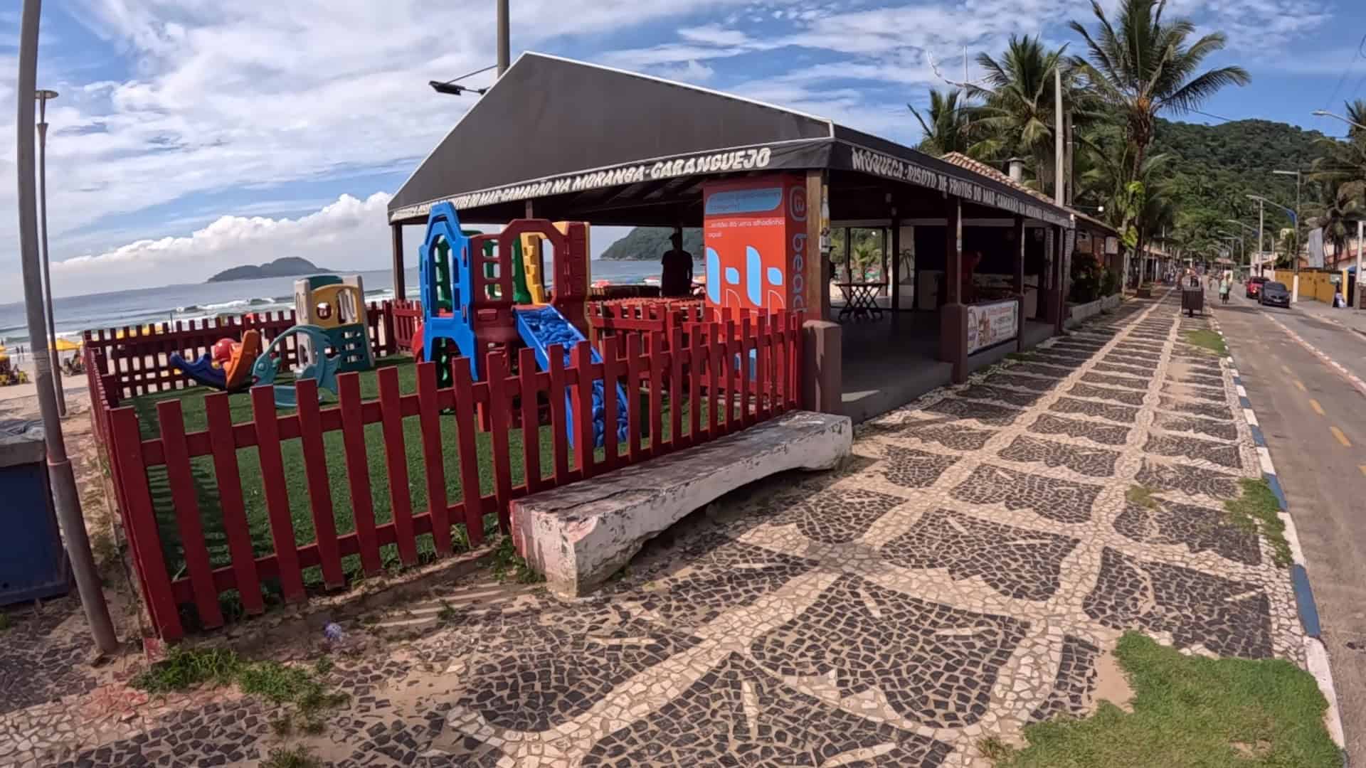 Praia do Tombo - Guarujá - SP - Brasil