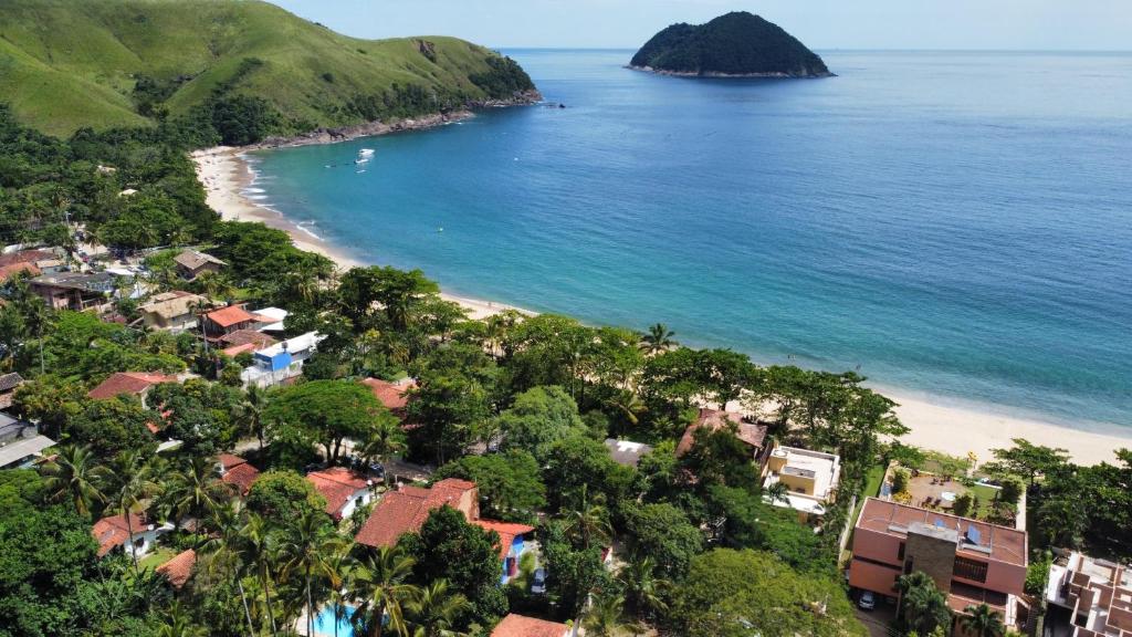 Praia de Toque Toque Grande - São Sebastião - SP Praia de Toque Toque Grande - São Sebastião - SP