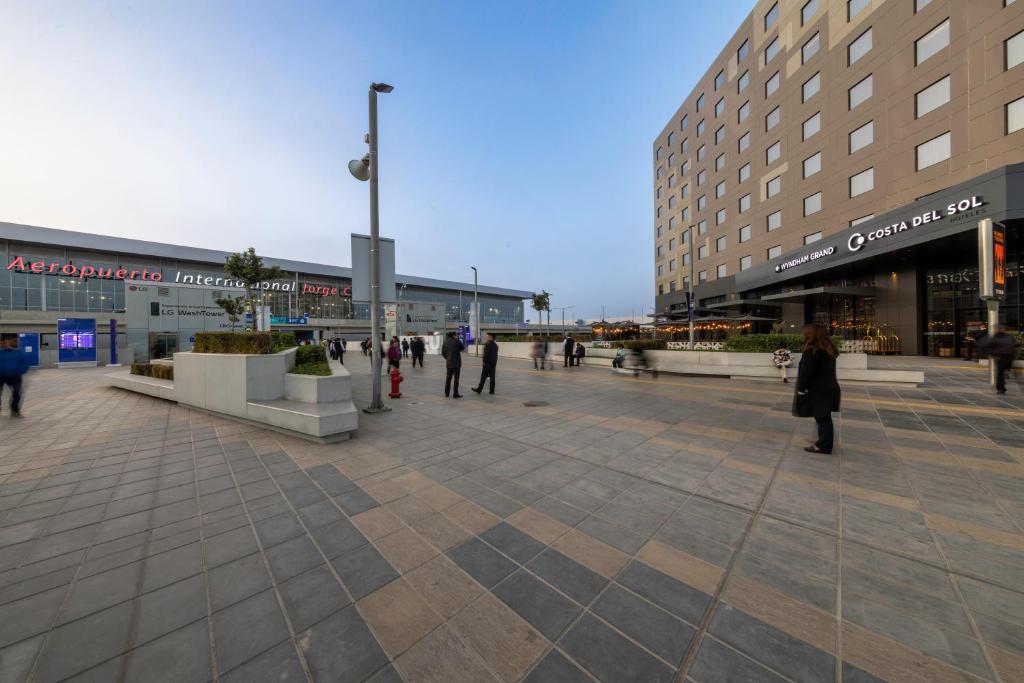 Wyndham Grand Costa del Sol - Aeroporto de Lima Wyndham Grand Costa del Sol - Aeroporto de Lima