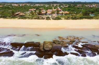 Onde Ficar em Caraíva: Melhores Pousadas, Praias e Áreas [Guia Completo]