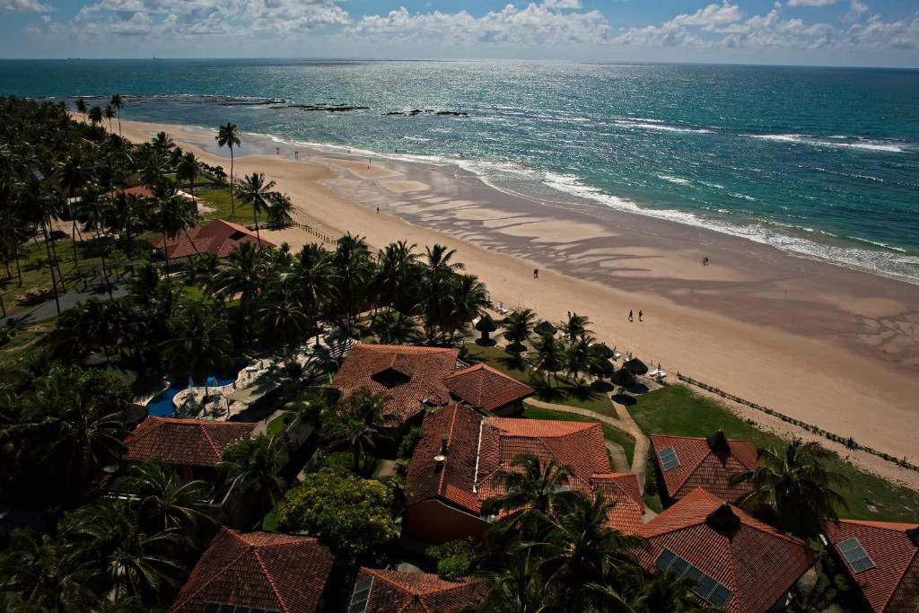 Pousada Tabapitanga - Cupe - Porto de Galinhas Vista aérea do Pontal do Cupe, com piscinas naturais e hotéis pé na areia em Porto de Galinhas.
