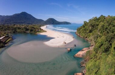 Onde Ficar em Ubatuba: Melhores Hotéis, Pousadas e Praias (Guia Completo)